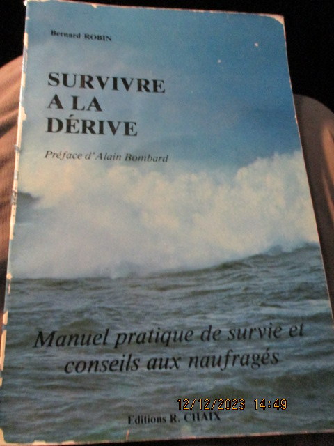 survive-a-la-derive.JPG